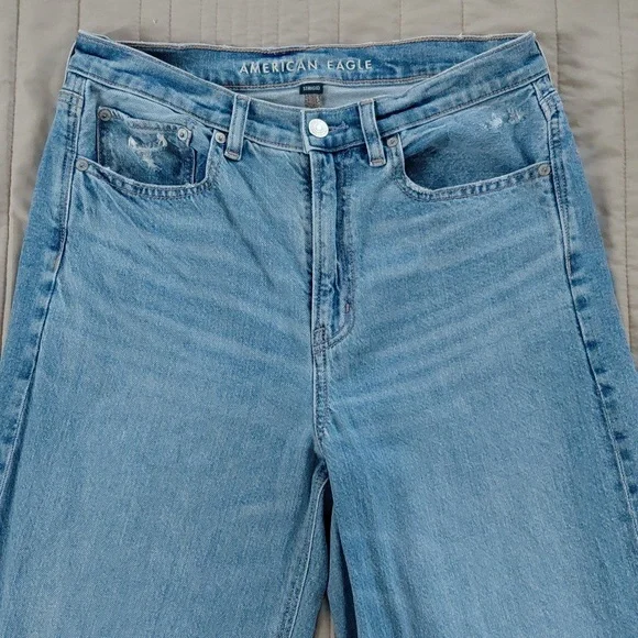 American Eagle Outfitters Super High Rise Baggy Straight Jeans - Picture 3 of 13